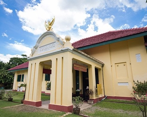 พิพิธภัณฑสถานแห่งชาติอุบลราชธานี